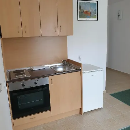 Sunny Day Club 3* סאני ביץ'