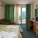 Sunny Day Club Hotel