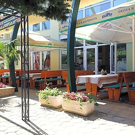 Sunny Day Club