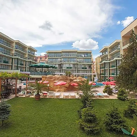 Sunny Day Club Готель Сонячний Берег