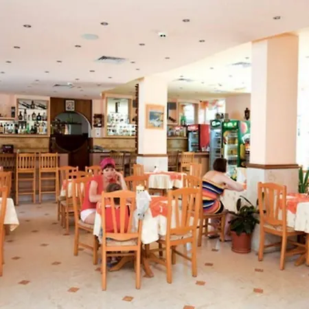 Sunny Day Club Hotell