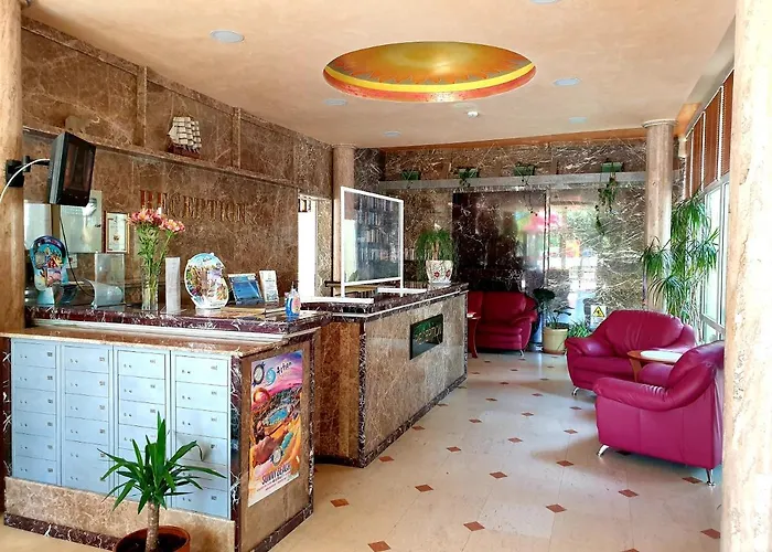 Sunny Day Club Готель