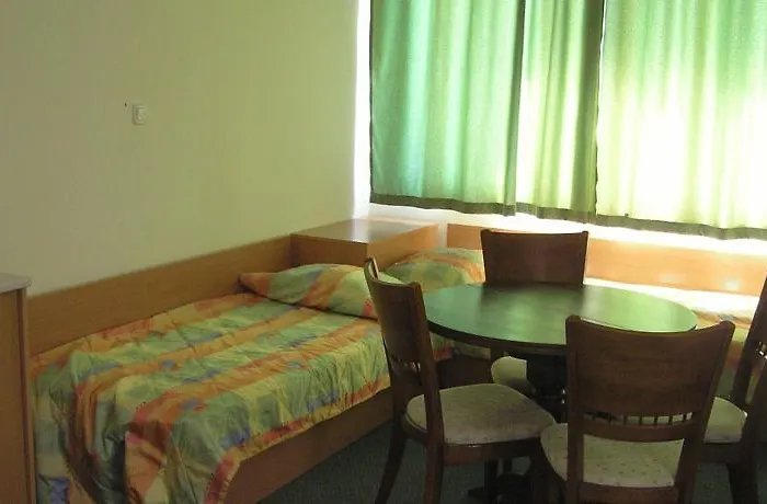 Sunny Day Club Готель