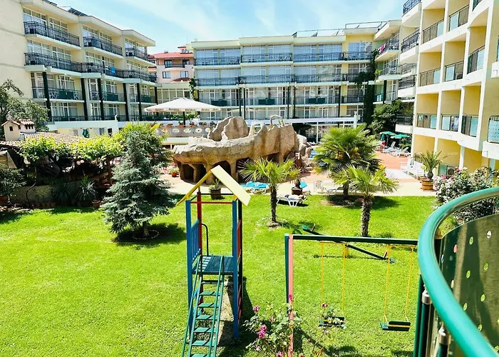 Sunny Day Club Готель 3*