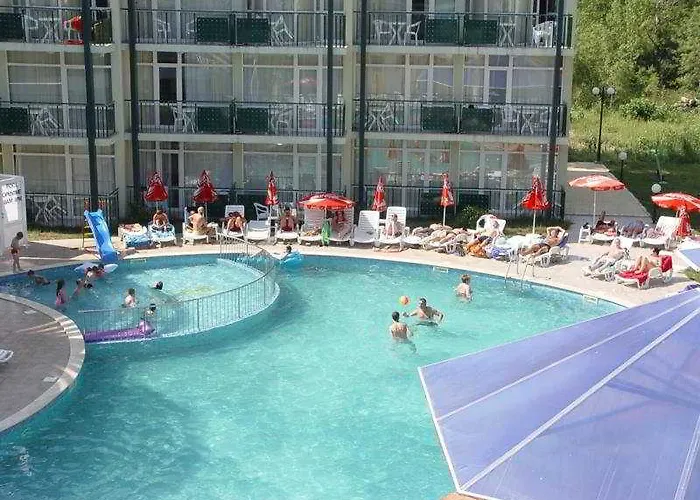 Готель Sunny Day Club