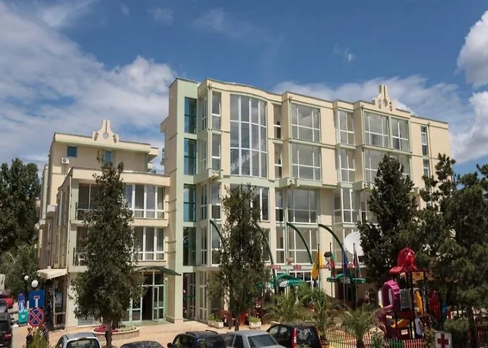 Sunny Day Club Готель 3*