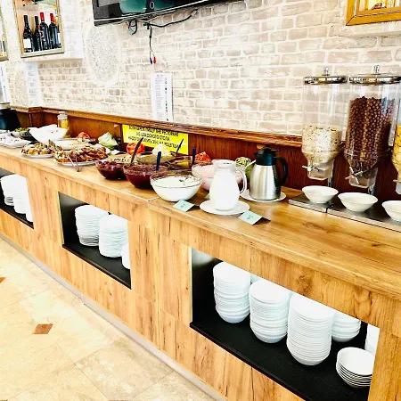 Sunny Day Club Hotel 3*